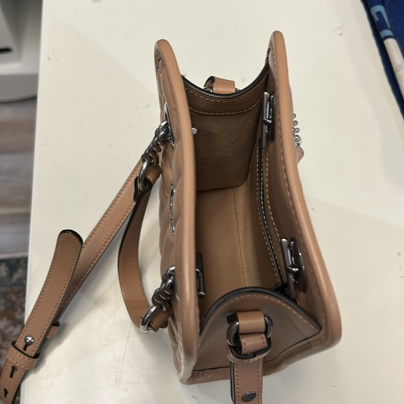 New With Tag Gucci Marmont Crossbody Bag - Picture 14 of 15